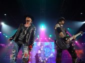 Concerts 2012 0605 paris alphaxl 107 Guns N' Roses